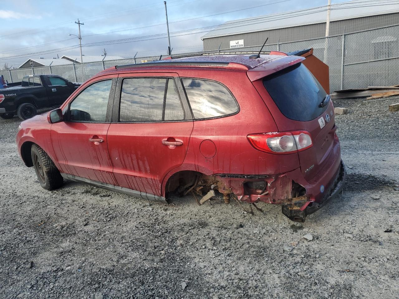 2010 Hyundai Santa Fe - Image 2