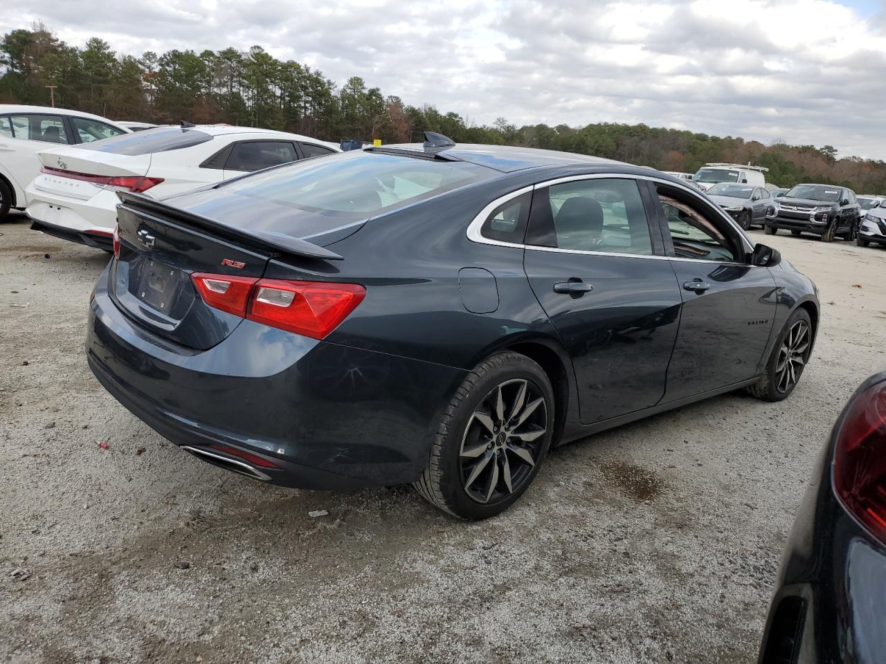 2020 Chevrolet Malibu - Image 3