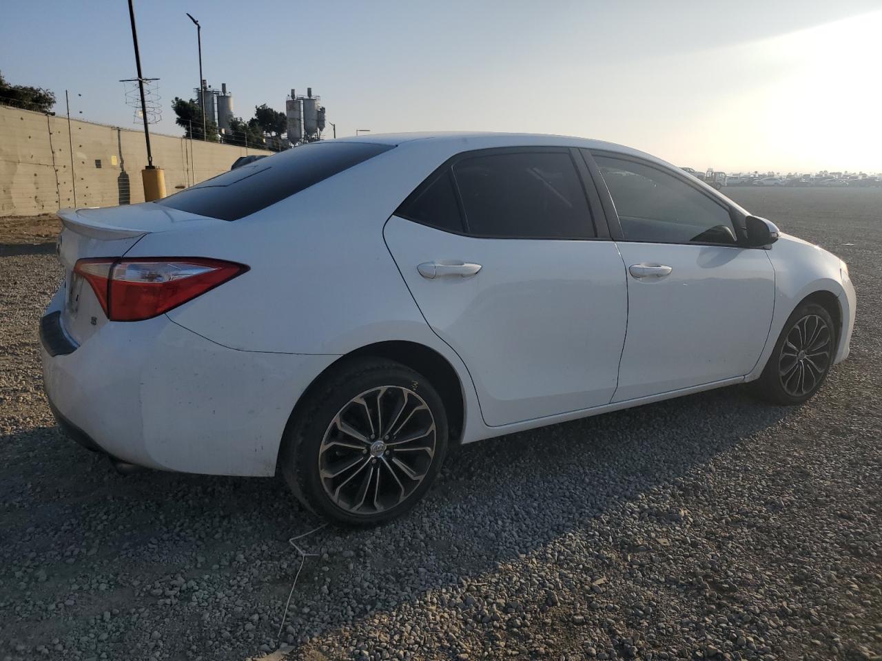 2015 Toyota Corolla - Image 3