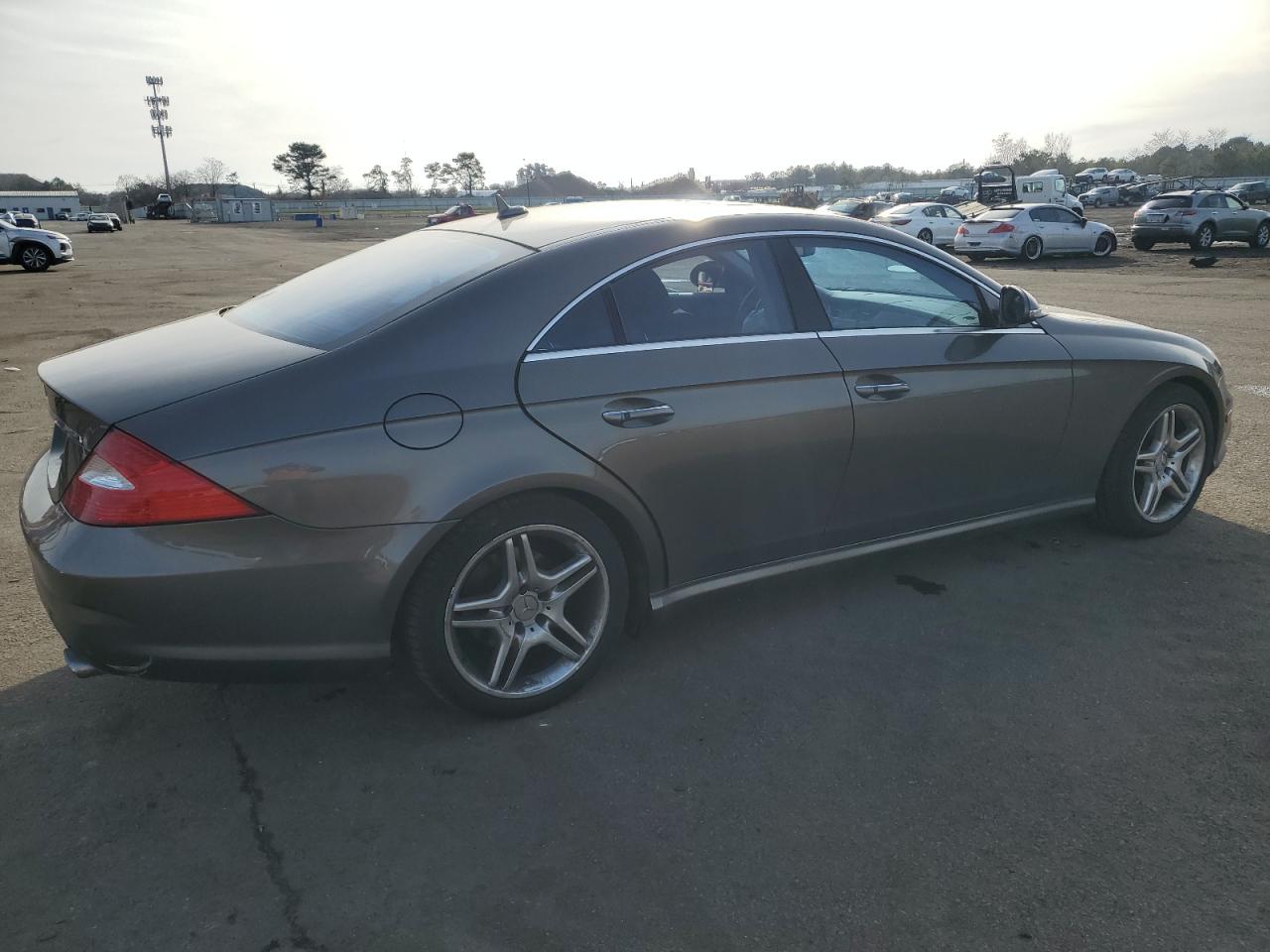 2007 Mercedes-Benz Cls 550 VIN: WDDDJ72X47A086554 Lot: 86858394