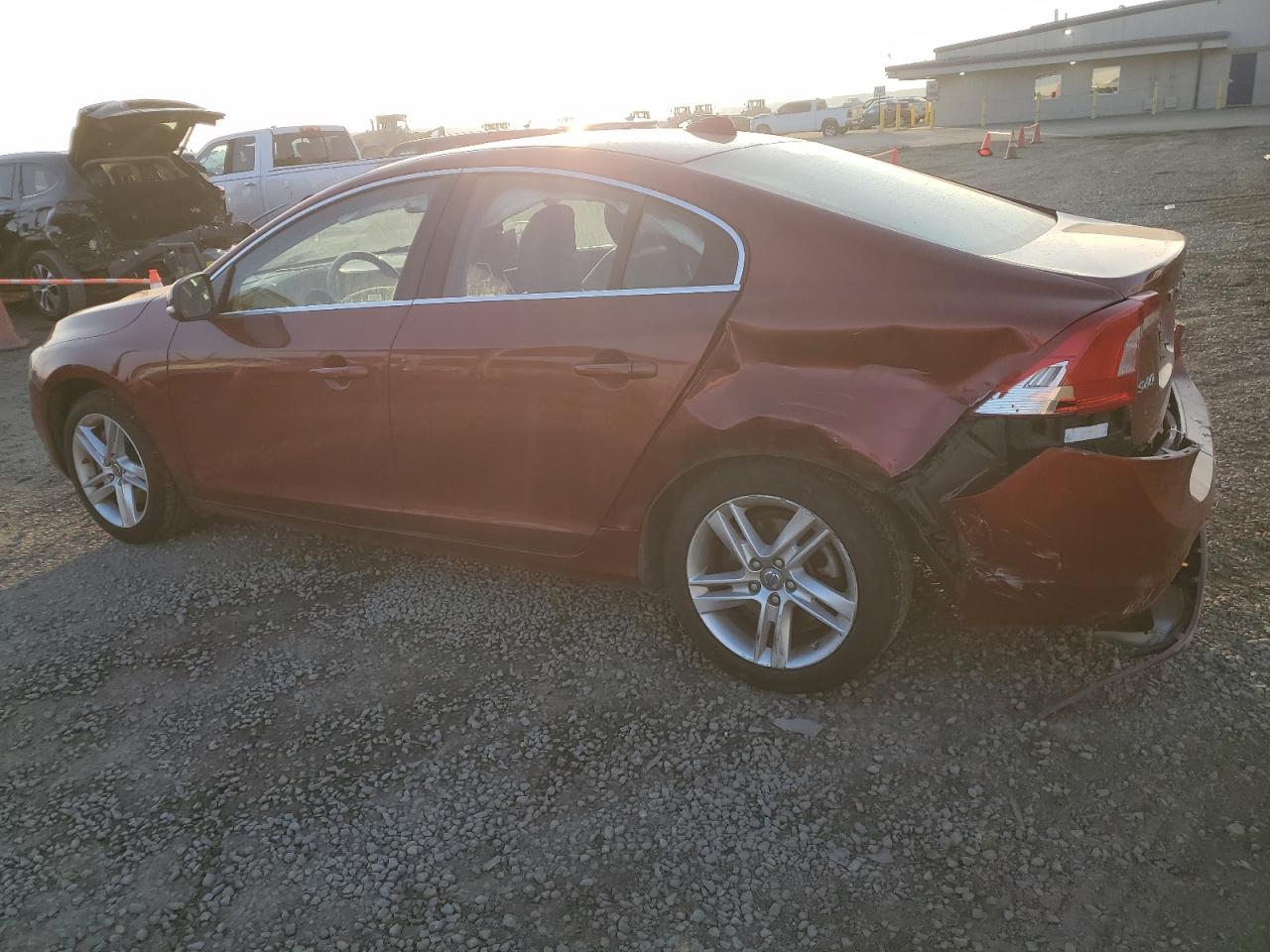 VIN YV1612FS3E2277338 2014 VOLVO S60 no.2