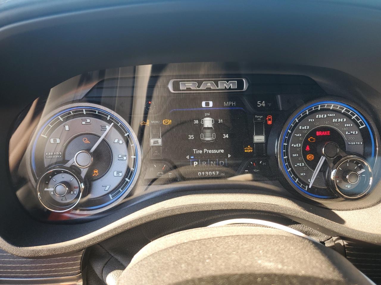 2020 RAM 1500 - Image 9