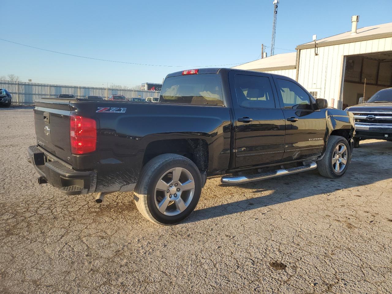 2016 Chevrolet Silverado - Image 3