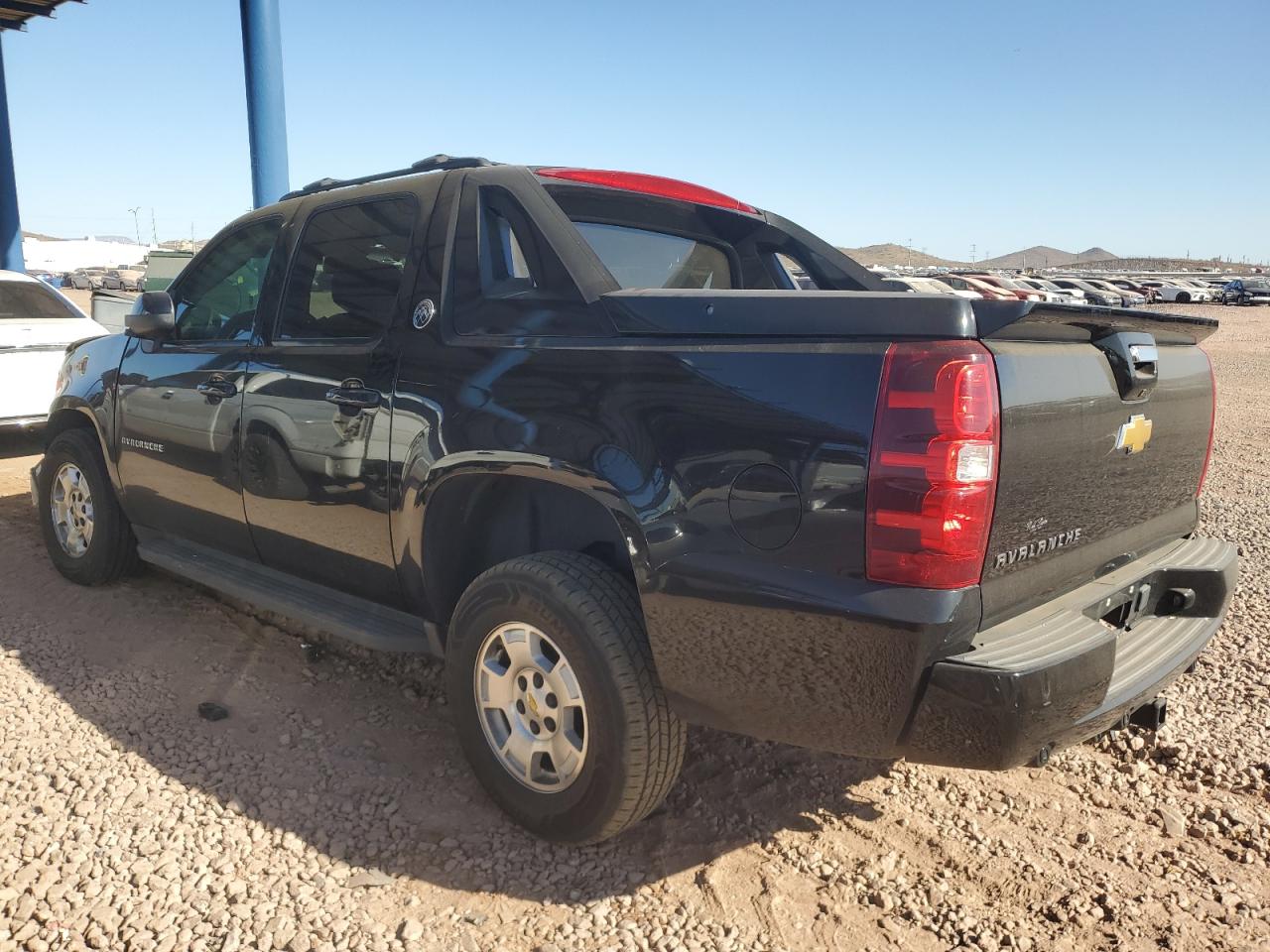 VIN 3GNMCEE03DG160574 2013 CHEVROLET AVALANCHE no.2