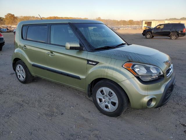 Паркетники KIA SOUL 2012 Зелений