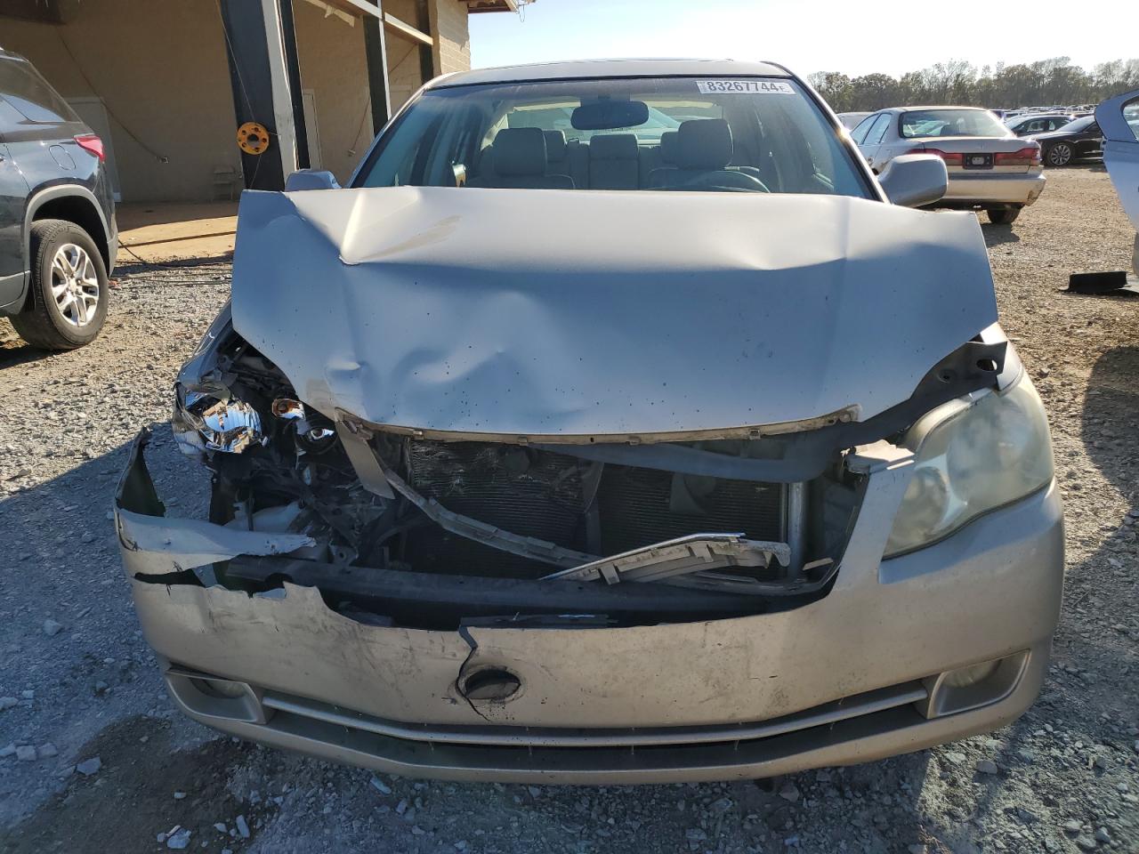 2005 Toyota Avalon - Image 5