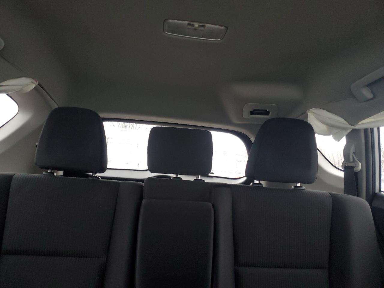 2017 Toyota RAV 4 - Image 10