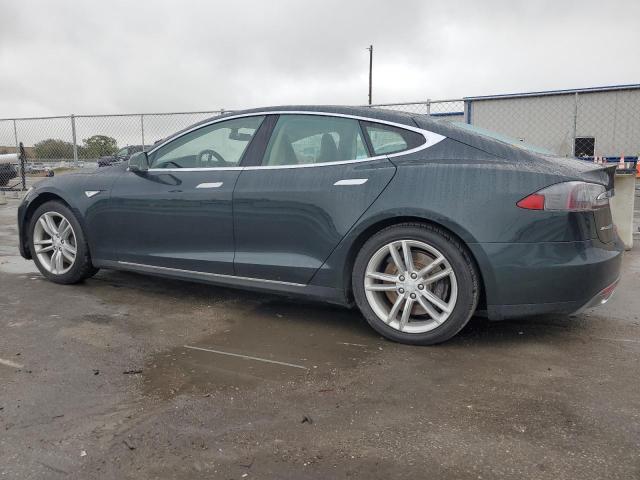  TESLA MODEL S 2013 Зеленый