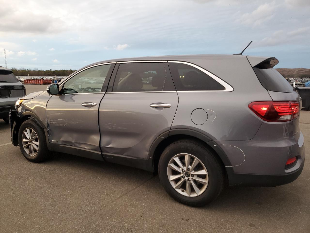 2020 Kia Sorento - Image 2