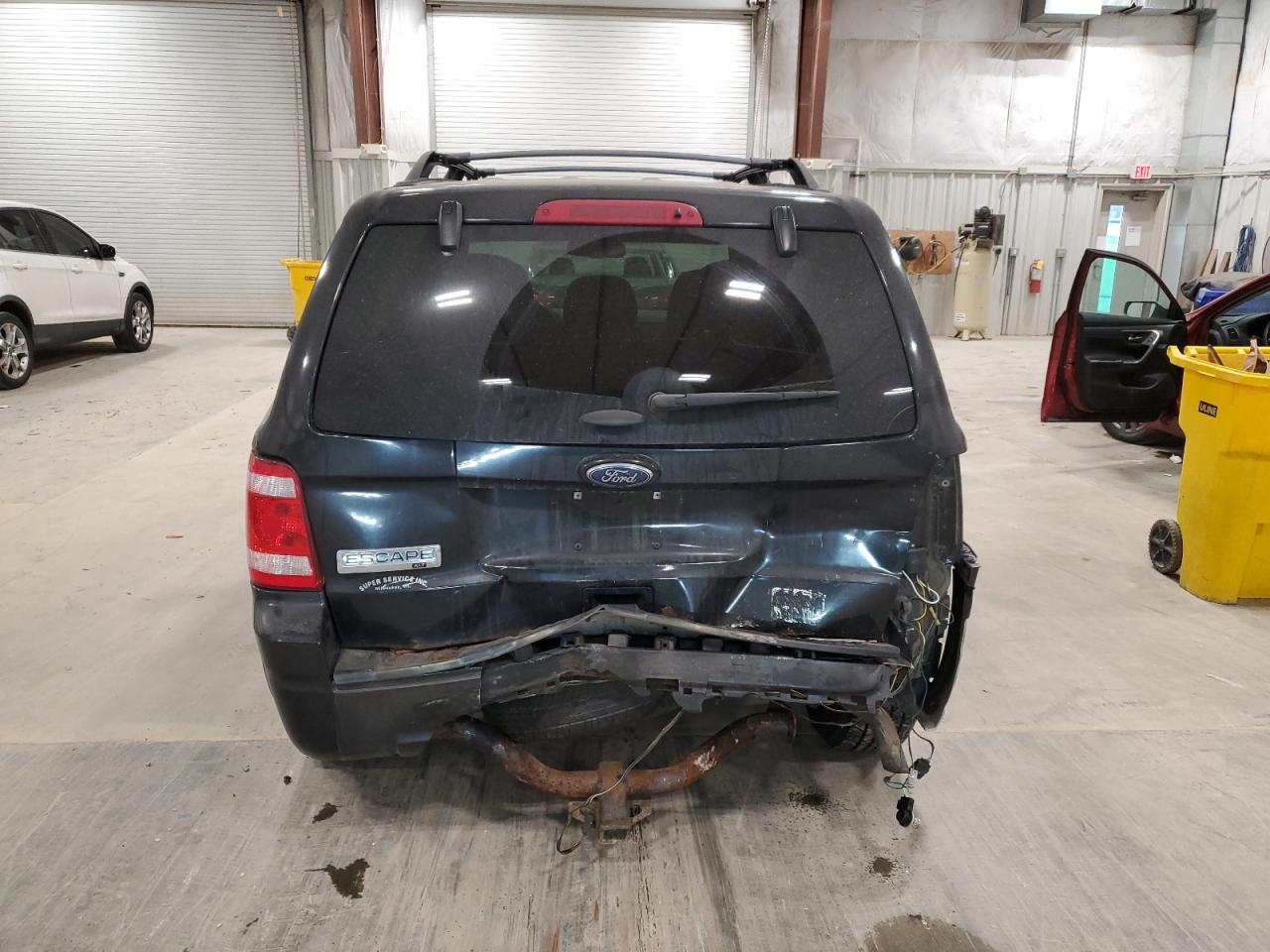 2011 Ford Escape - Image 6
