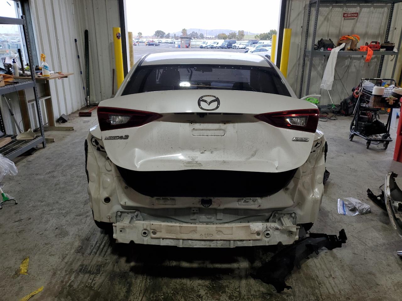 2016 Mazda 3 - Image 6