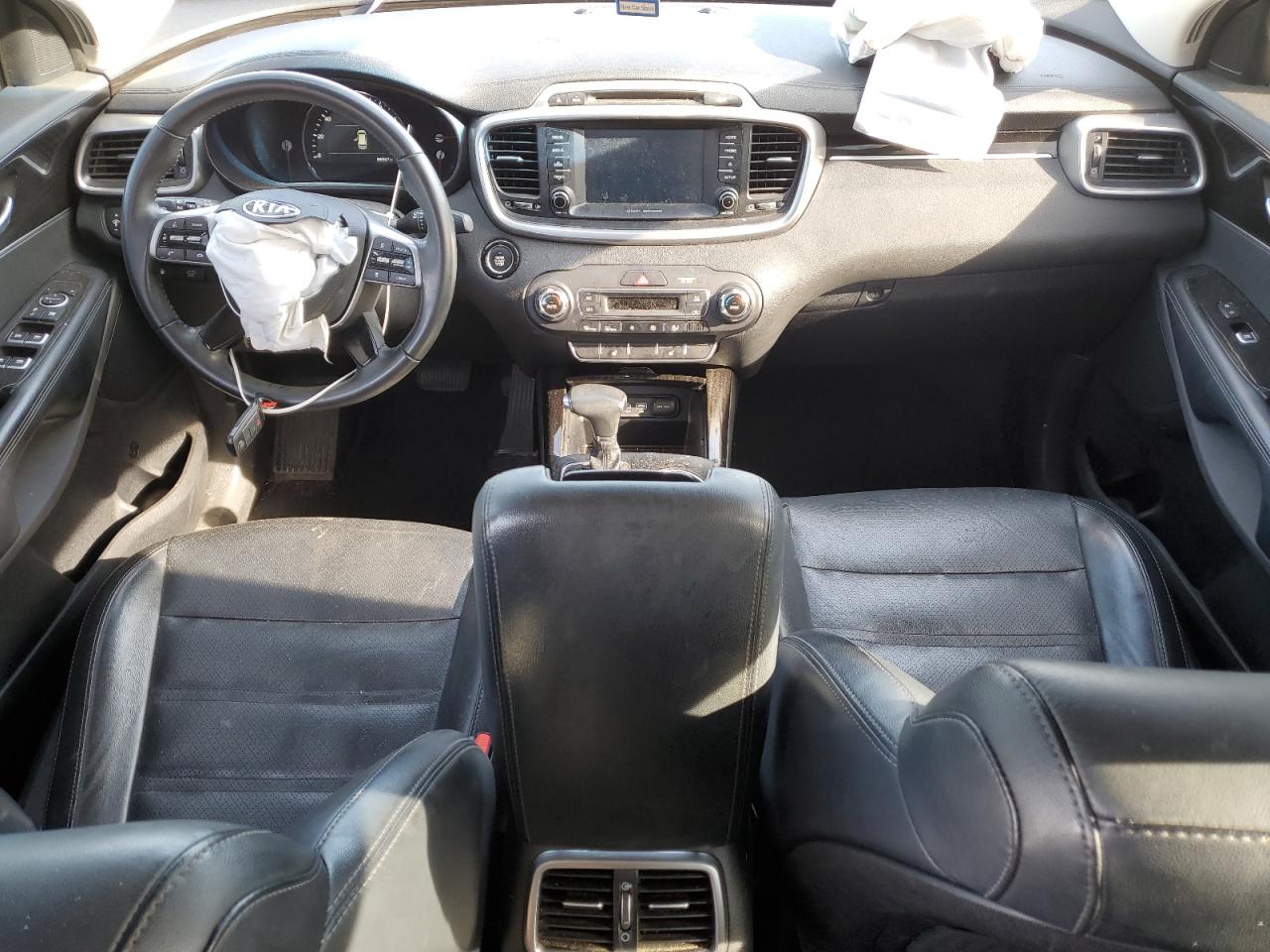 2019 Kia Sorento - Image 8