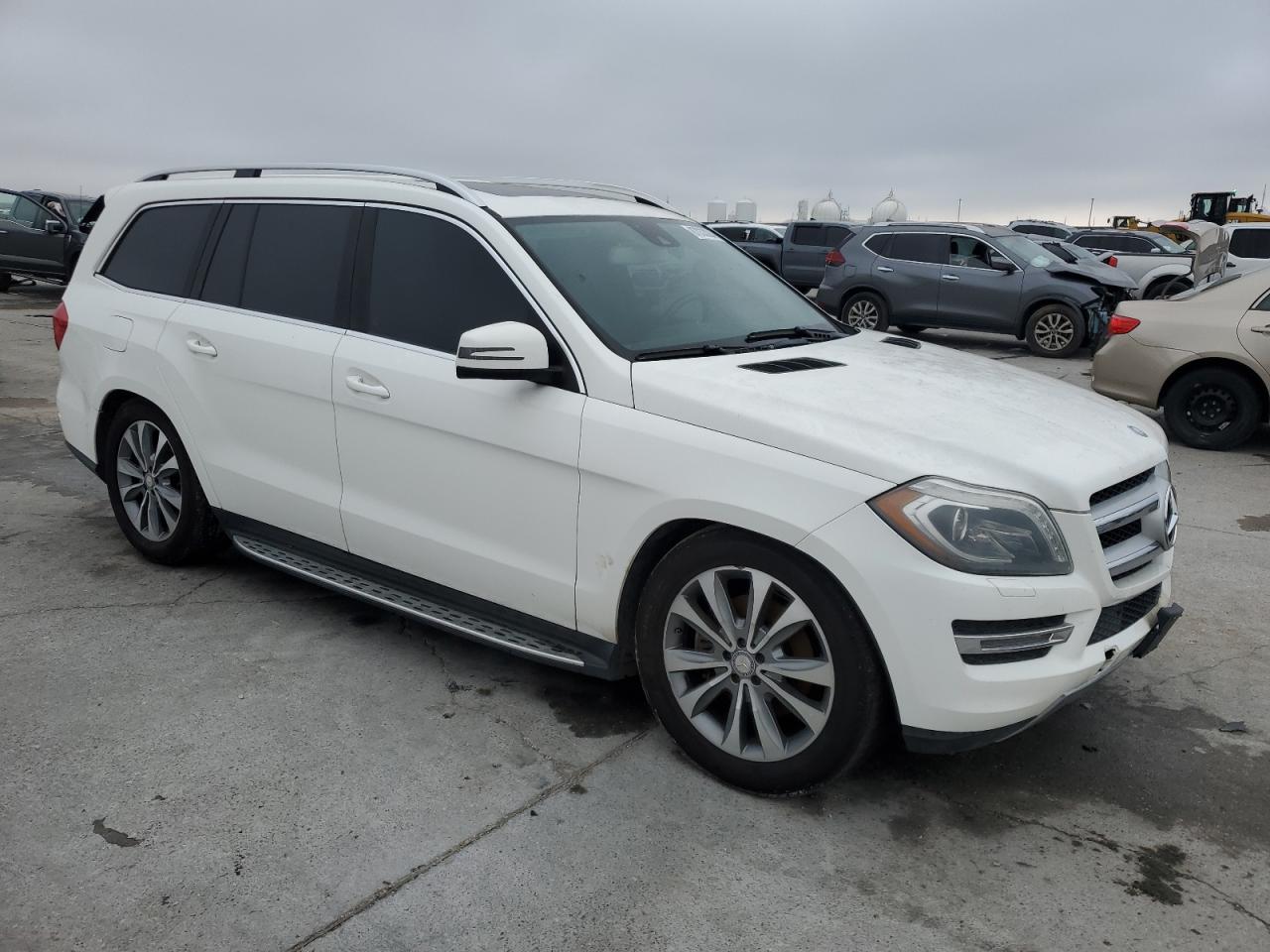 VIN 4JGDF7CE0EA316334 2014 MERCEDES-BENZ GL-CLASS no.4