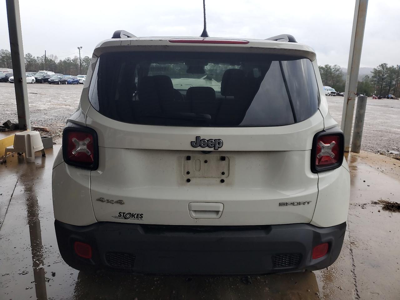 2021 Jeep Renegade - Image 6