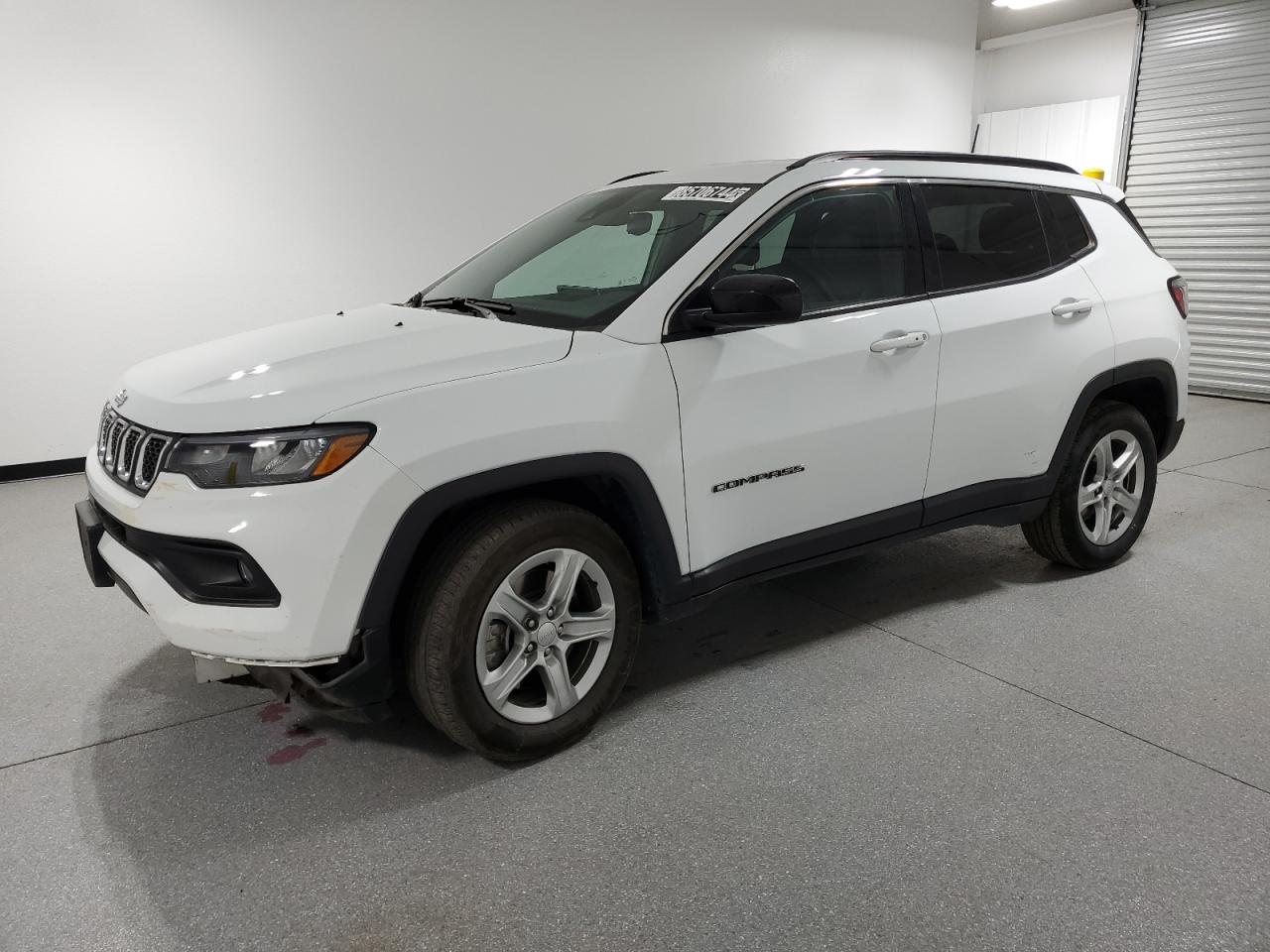 VIN 3C4NJDBN9PT553620 2023 JEEP COMPASS no.1