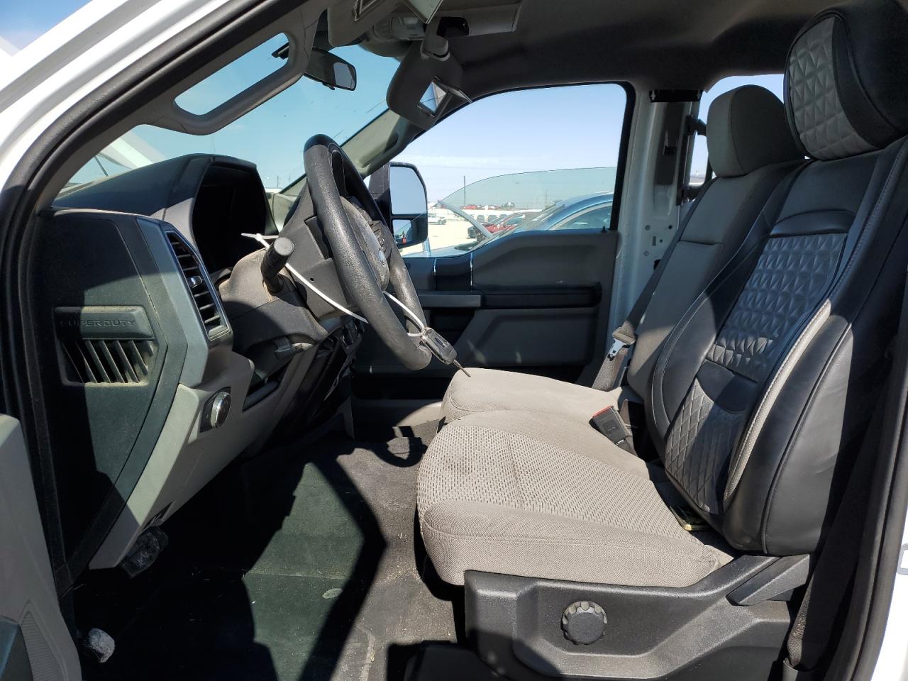 2022 Ford F250 - Image 7