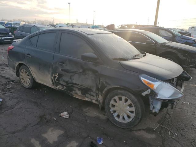  NISSAN VERSA 2018 Czarny