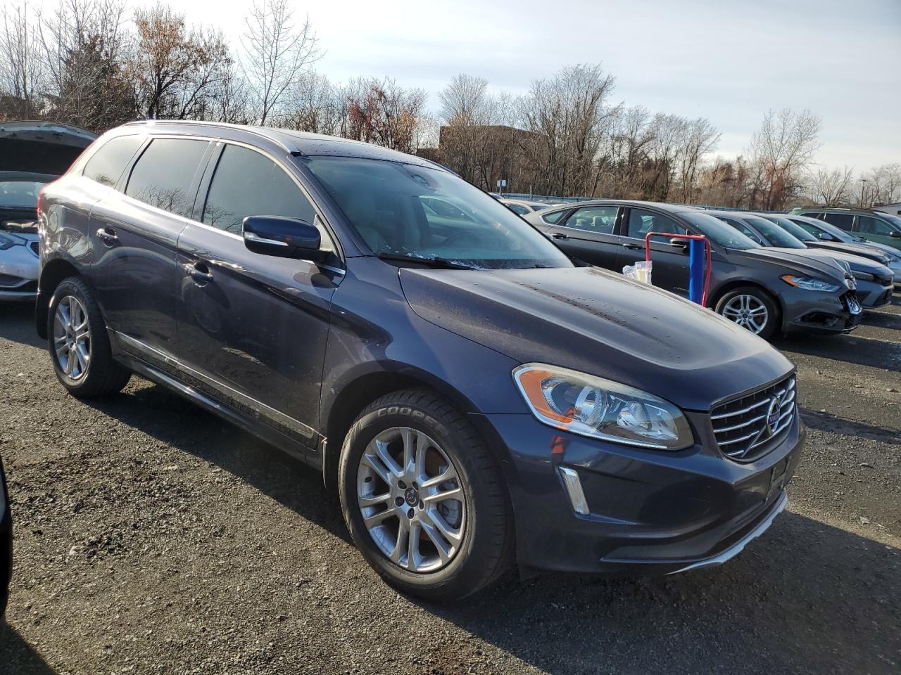 VIN YV440MDK9F2740337 2015 VOLVO XC60 no.4