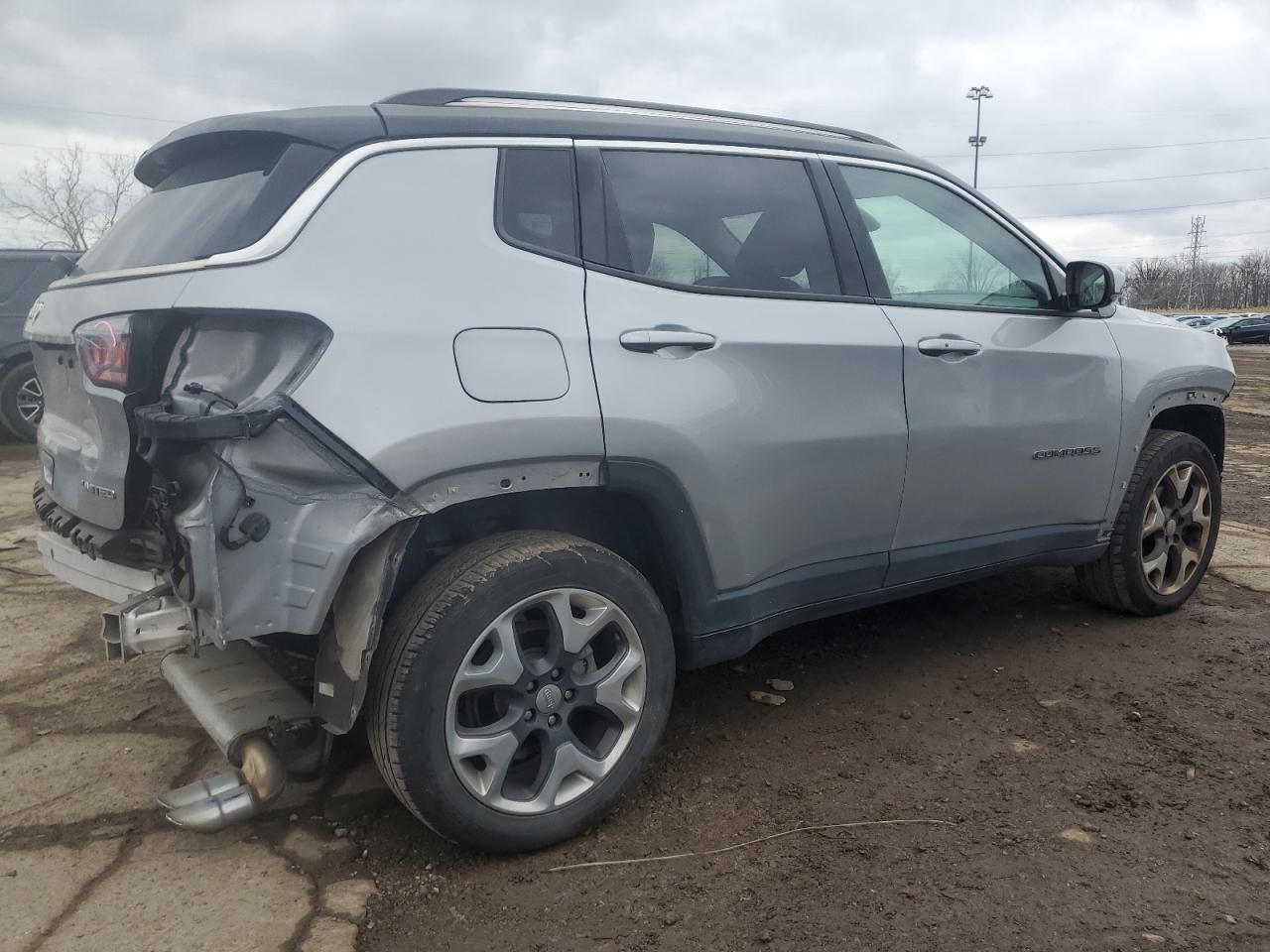 2018 Jeep Compass - Image 3