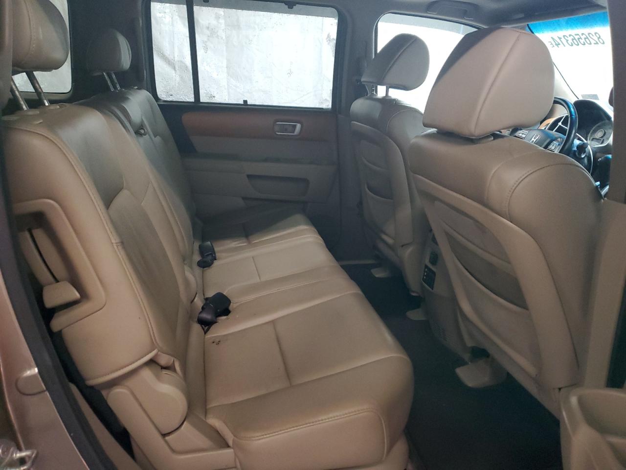 2010 Honda Pilot - Image 11