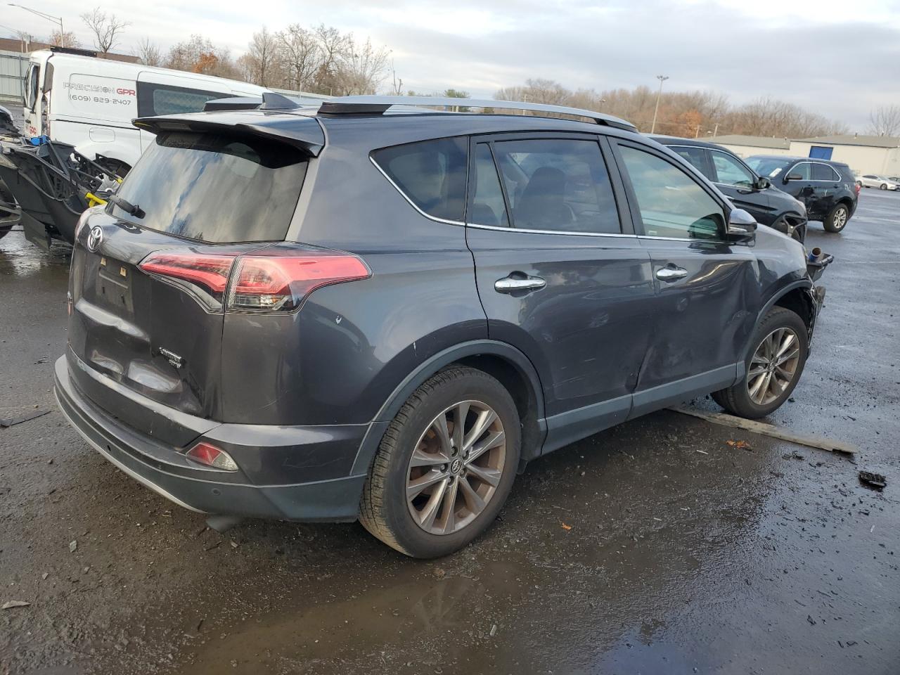 2017 Toyota RAV 4 - Image 3