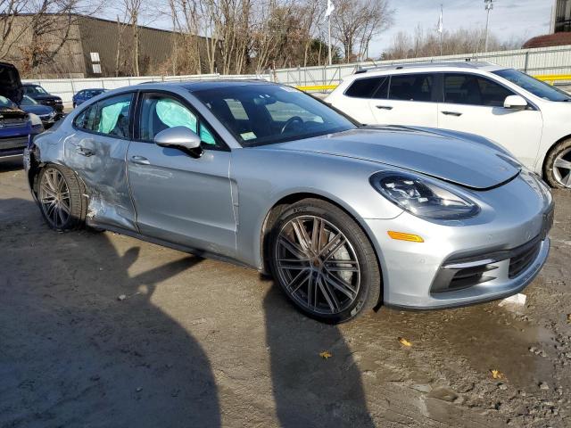  PORSCHE PANAMERA 2018 Серебристый