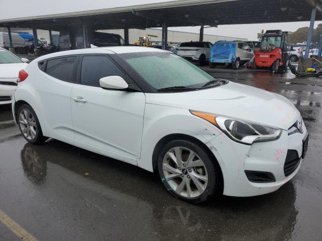  HYUNDAI VELOSTER 2016 Белы