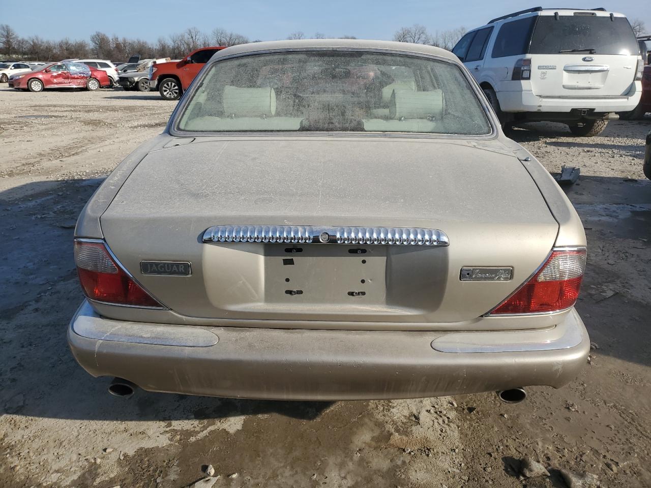 1999 Jaguar Vandenplas VIN: SAJKX6040XC857312 Lot: 84918704