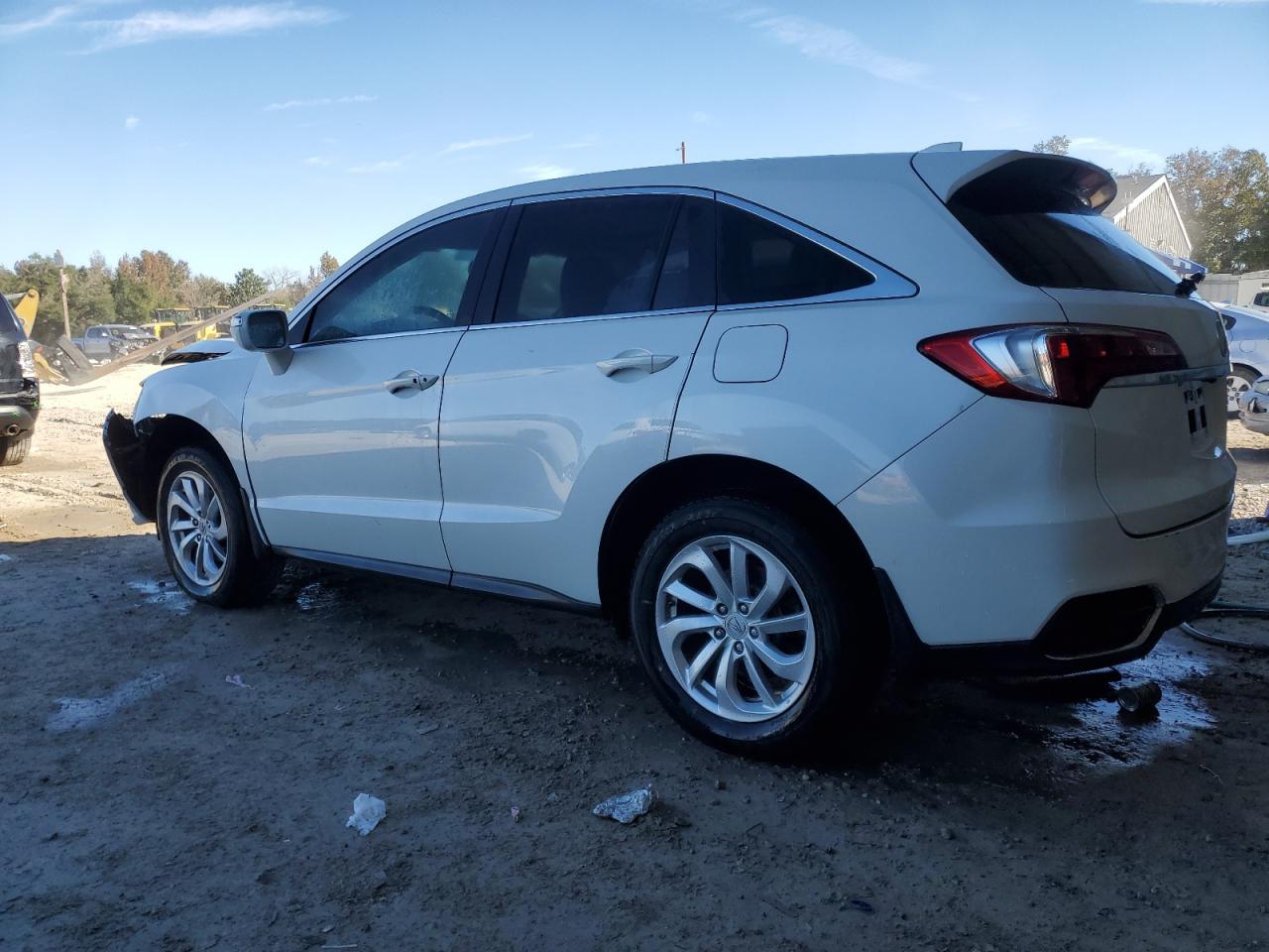 VIN 5J8TB3H52GL006305 2016 ACURA RDX no.2