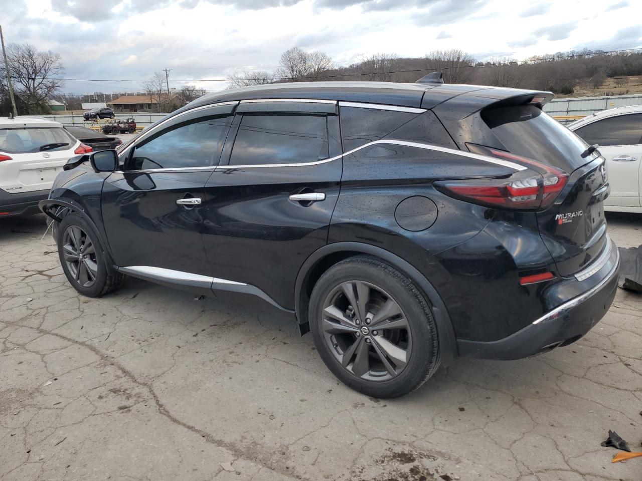 2020 Nissan Murano - Image 2