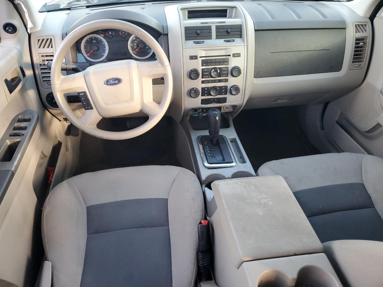 2008 Ford Escape - Image 8