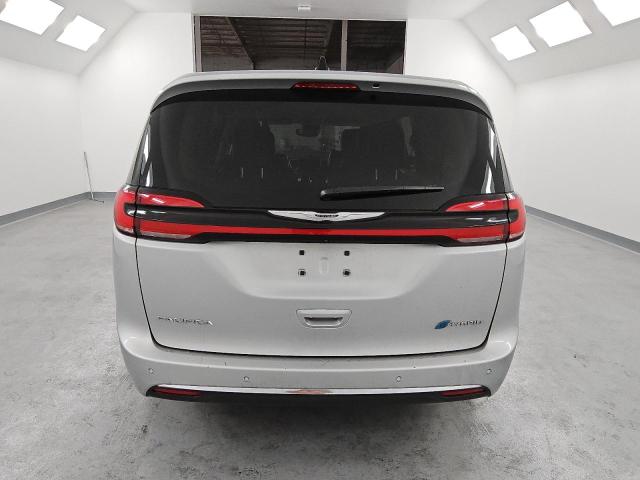  CHRYSLER PACIFICA 2024 Серебристый