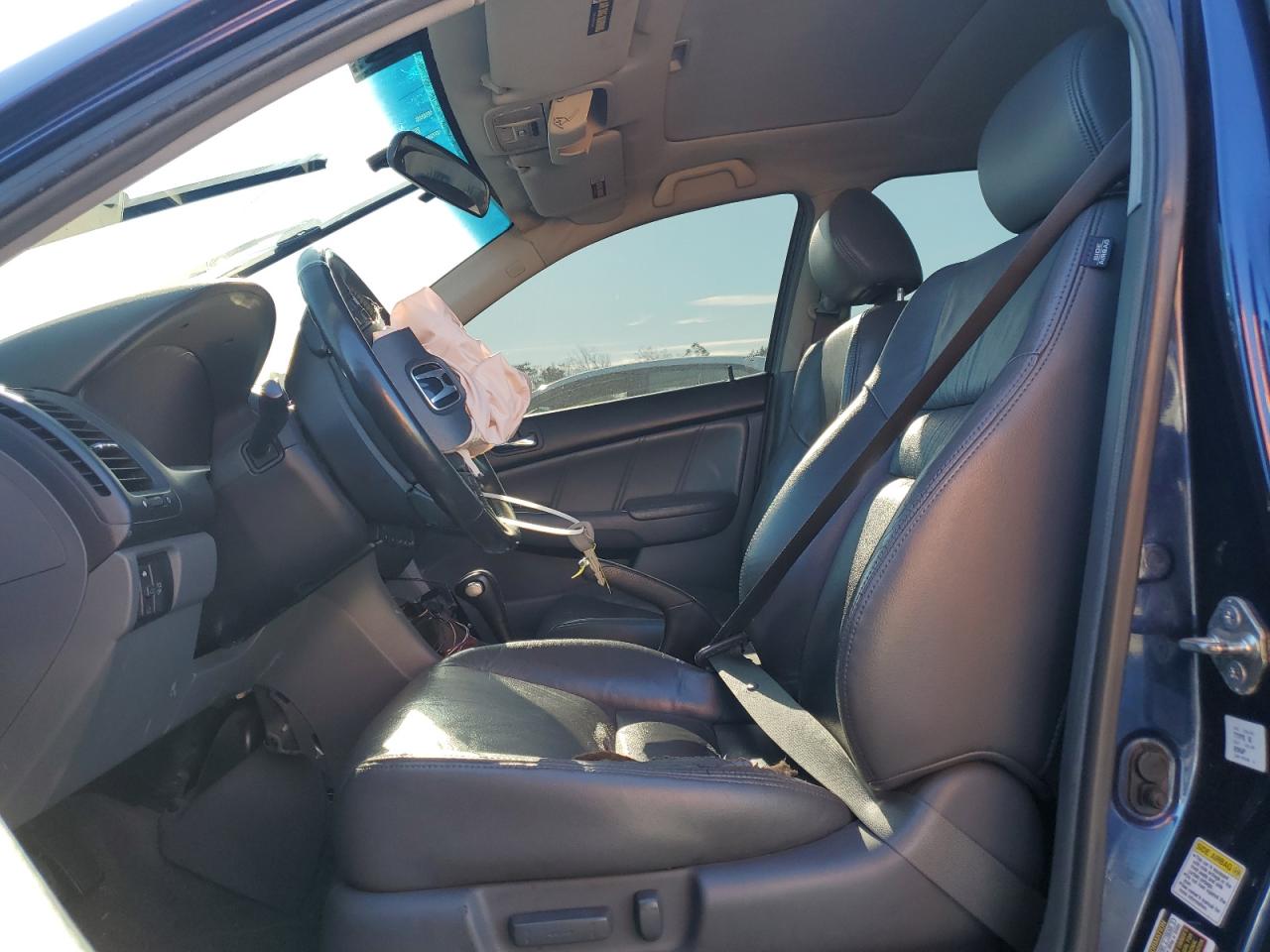 2005 Honda Accord - Image 7