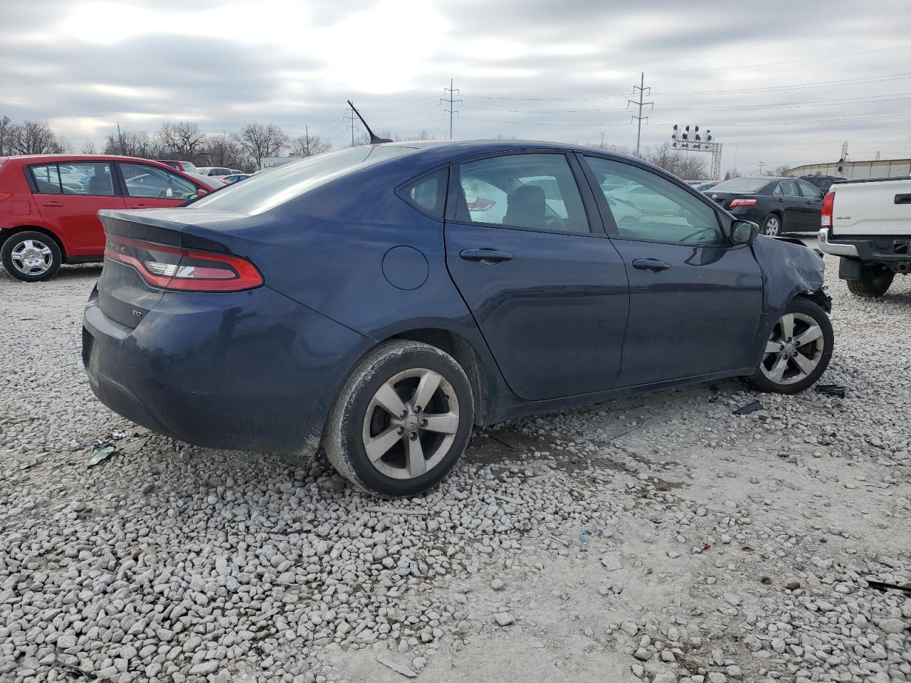 VIN 1C3CDFBB2FD431786 2015 DODGE DART no.3