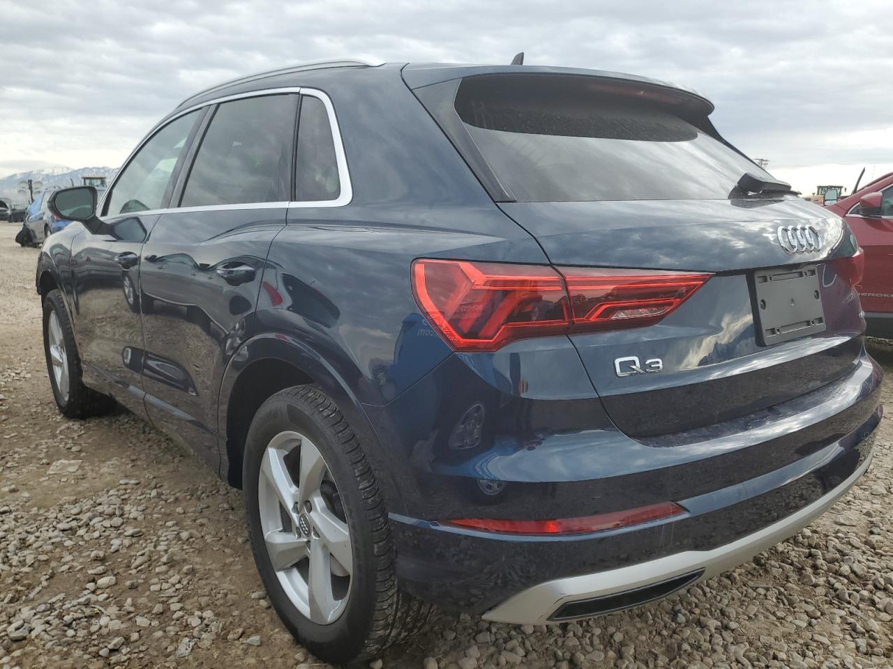 VIN WA1AECF36L1096119 2020 AUDI Q3 no.2