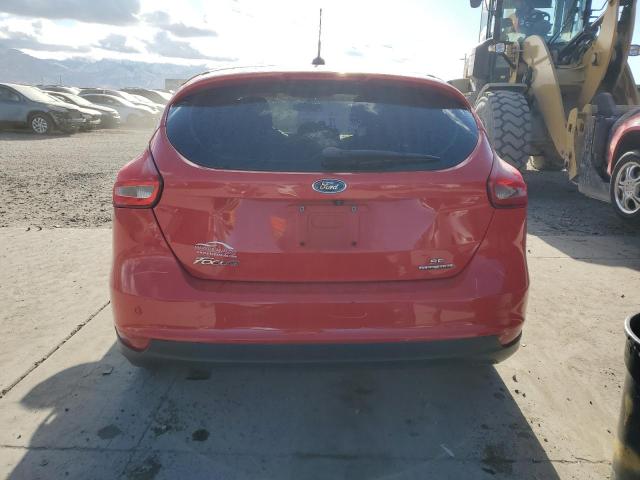  FORD FOCUS 2015 Czerwony