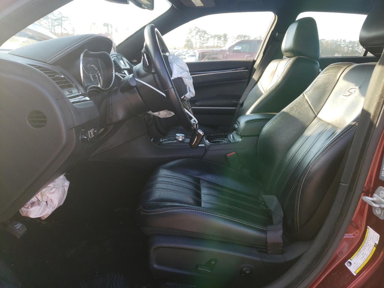 2021 Chrysler 300 - Image 7