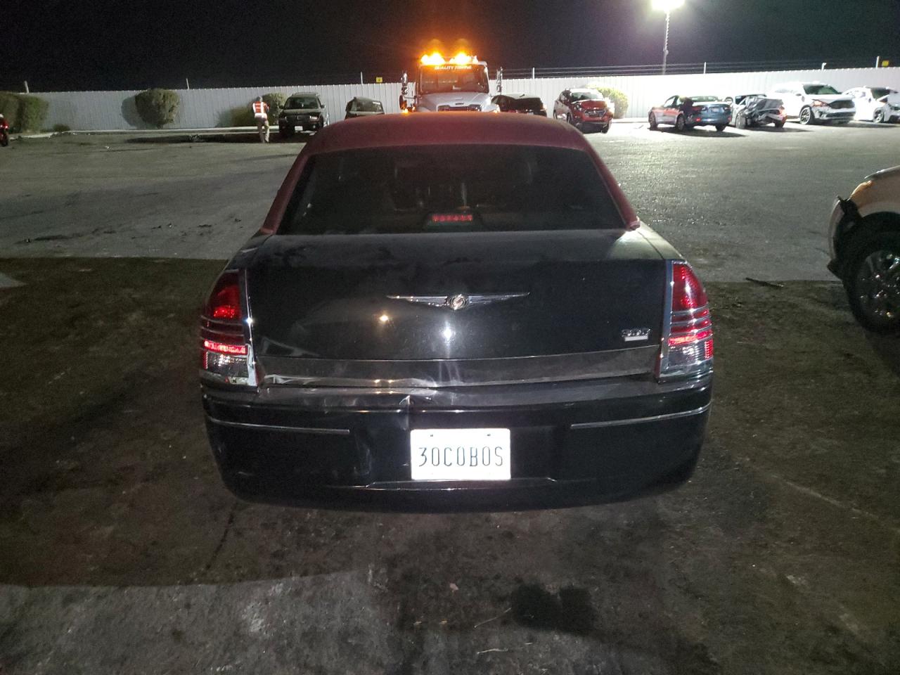 2005 Chrysler 300 Touring VIN: 601068 Lot: 86437094