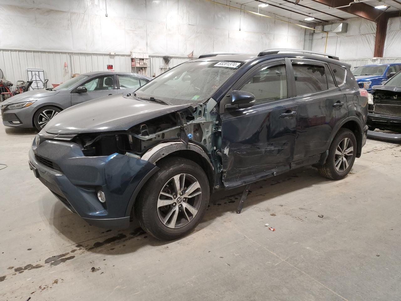 2018 Toyota RAV 4 - Image 1