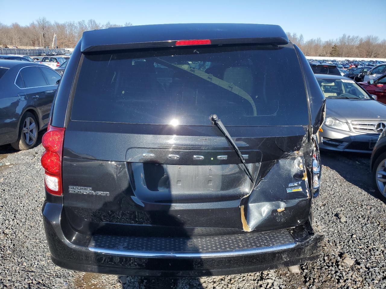 2018 Dodge Caravan - Image 6