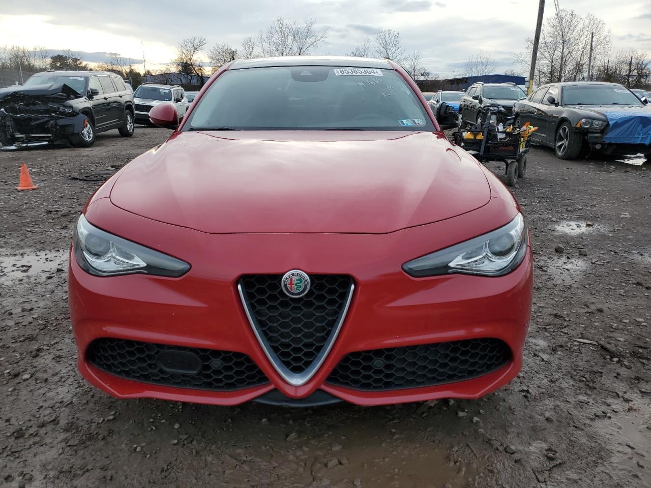 VIN ZARFAEDN3J7567151 2018 ALFA ROMEO GIULIA no.5