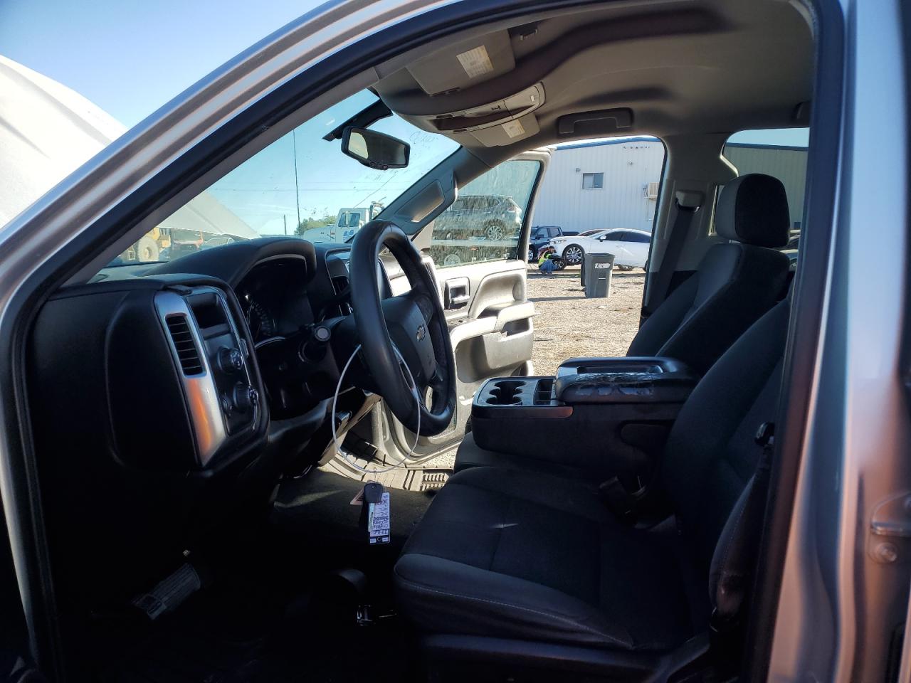 2016 Chevrolet Silverado - Image 7