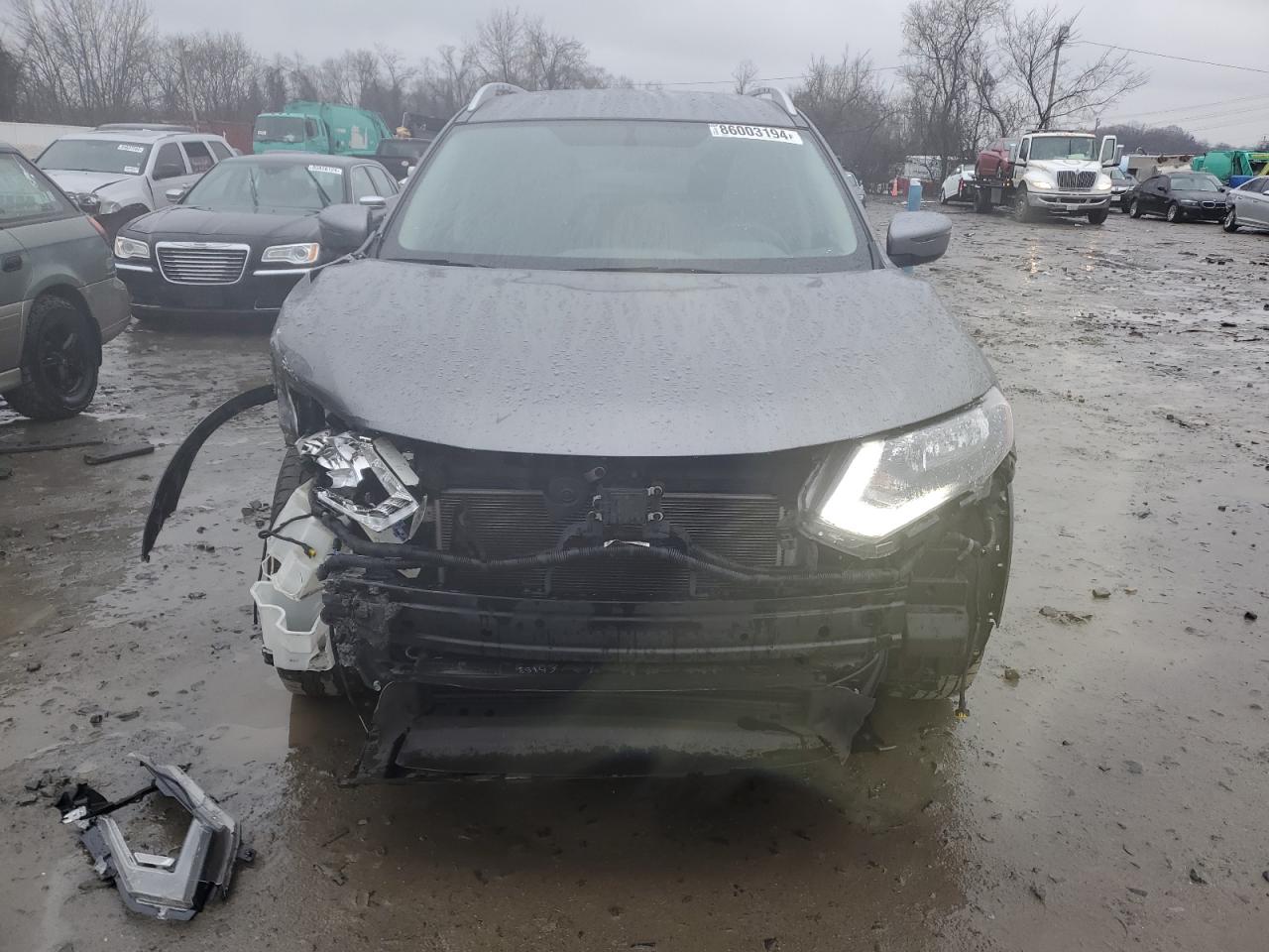 2018 Nissan Rogue - Image 5