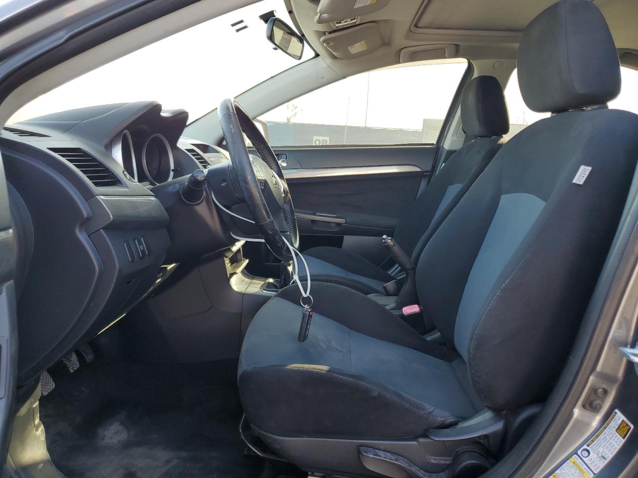 2010 Mitsubishi Lancer - Image 7