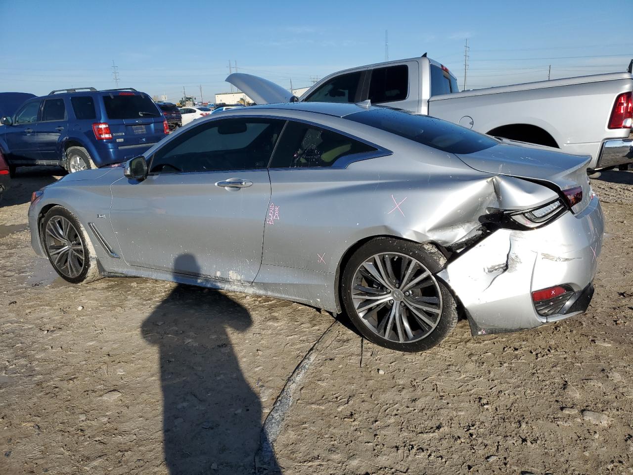 2017 Infiniti Q60 - Image 2