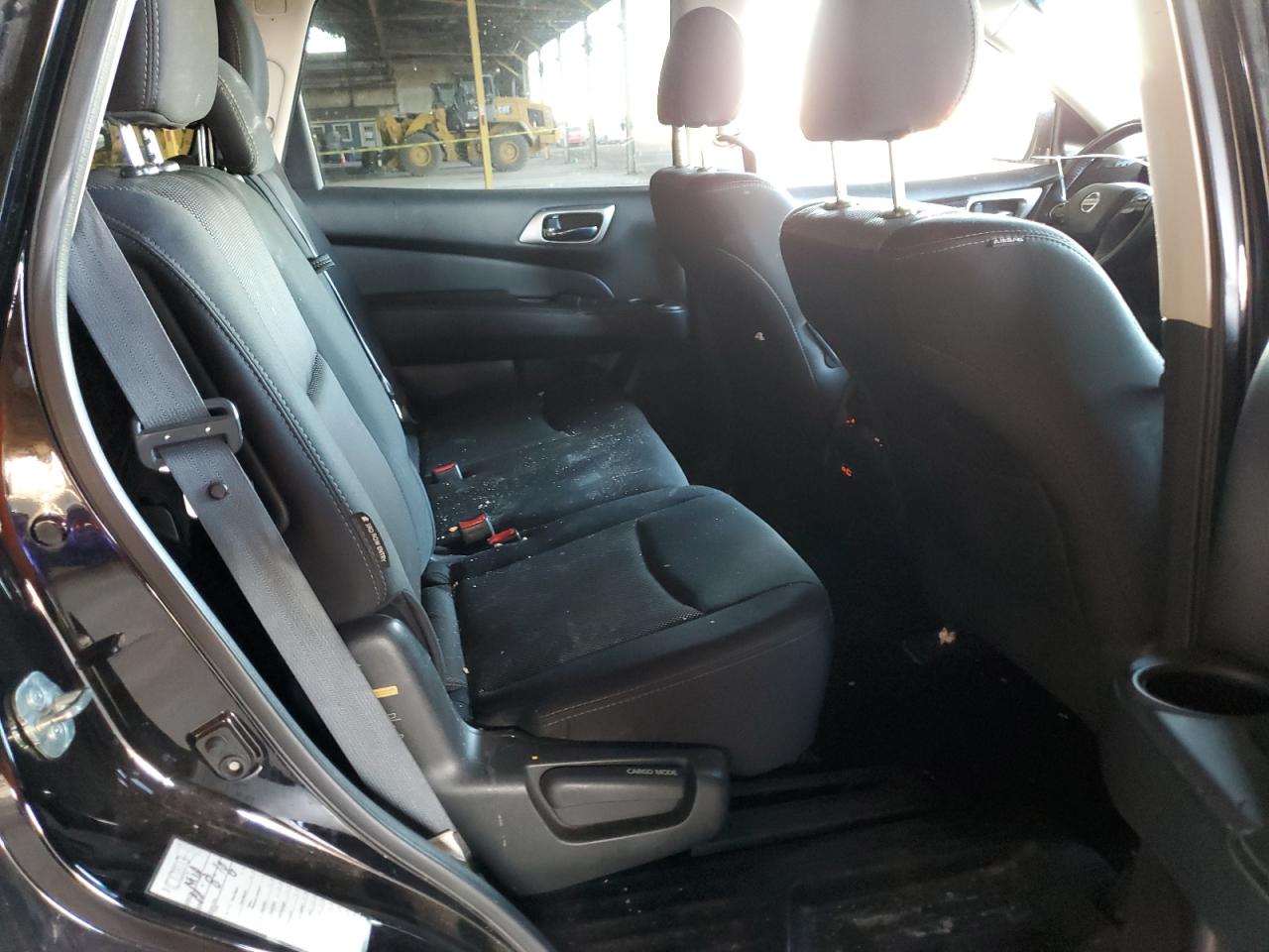 2019 Nissan Pathfinder - Image 11