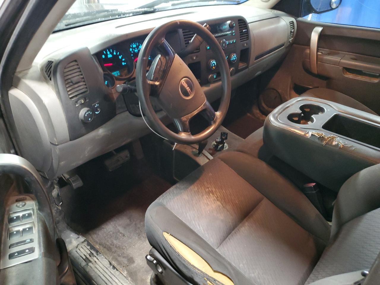 2013 GMC Sierra - Image 8