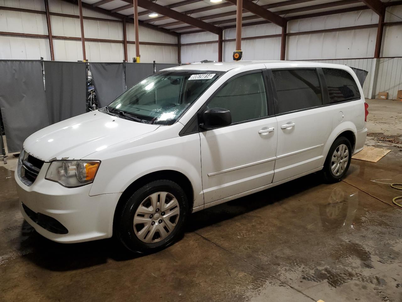 2017 Dodge Caravan - Image 1