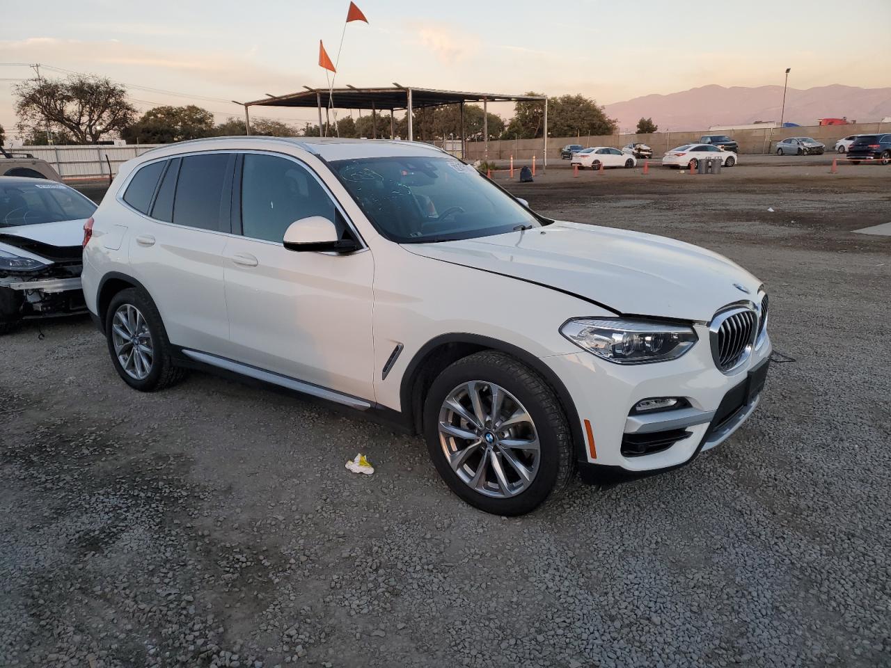 VIN 5UXTR9C58KLR07416 2019 BMW X3 no.4