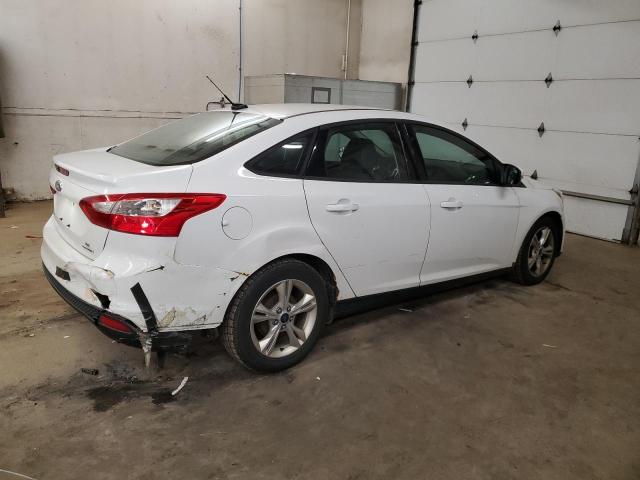 Sedans FORD FOCUS 2013 White